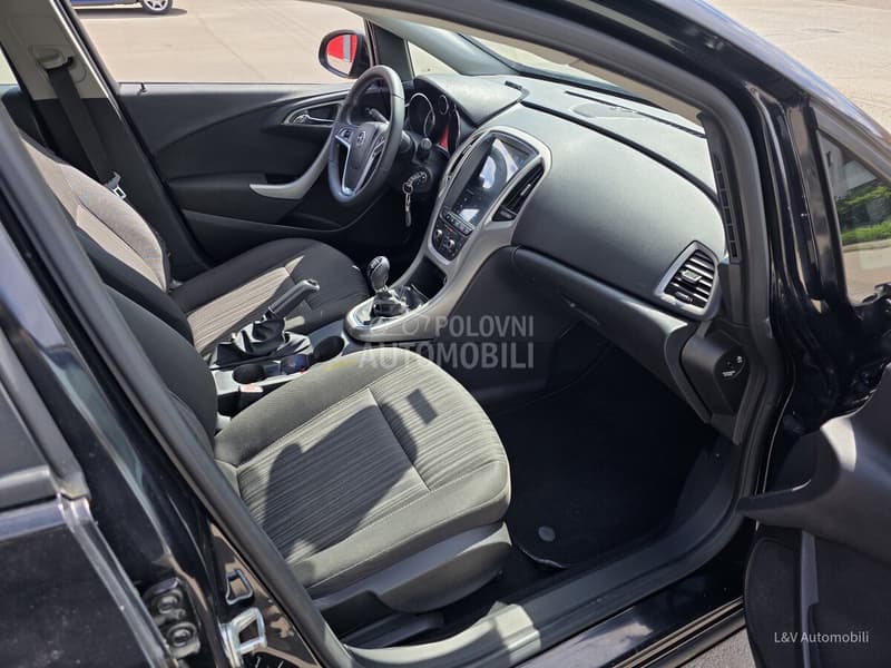 Opel Astra J, slika 16