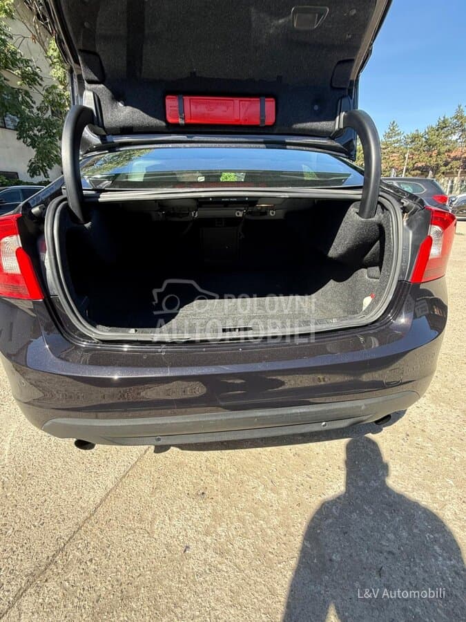 Volvo S60 2.0T, slika 9