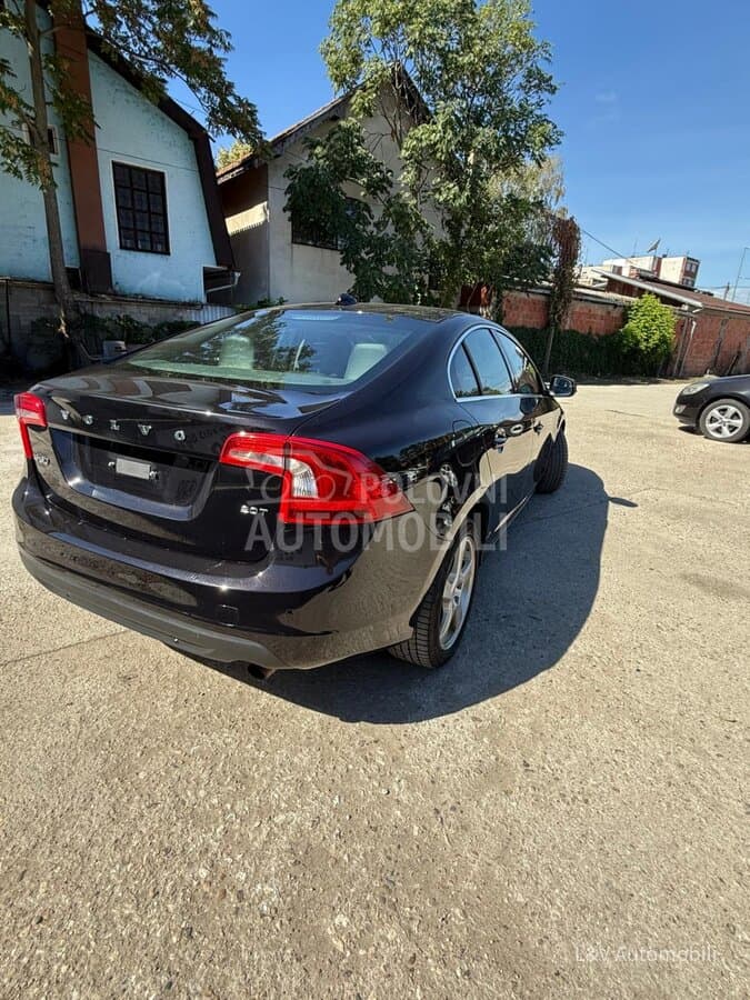 Volvo S60 2.0T, slika 11