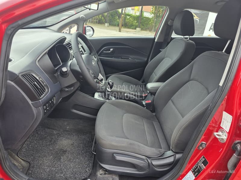 Kia Rio, slika 12